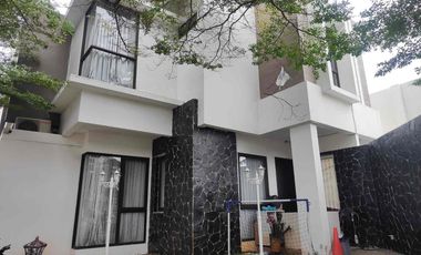 Disewakan puri beta 2 full furnish kolam renang siap huni hook