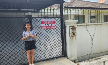 Murah !! DIJUAL RUMAH HOOK DI KOPYOR RAYA LOKASI STRATEGIS COCOK UNTUK USAHA