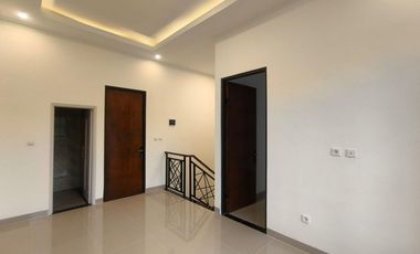 Dijual Rumah - Sentul Bogor -  Sentul City - Griya Alam Sentul - 1005 Baru SIAP HUNI