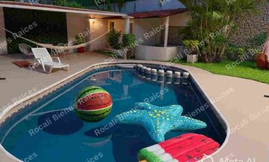 EN VENTA CASA DE UN NIVEL EN BURGOS