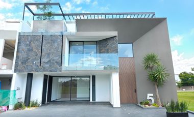 Casa en Venta - Parque Volcanes, Lomas de Angel\u00f3polis