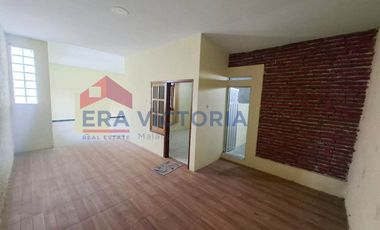 Rumah 2 Lantai Pinggir Jalan Raya Pakis, Potensi Usaha Tinggi