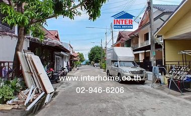 Two-story townhome, 18 sq.wa., Pruksa 7 Village, Lam Luk Ka Soi 151, Rangsit-Nakhon Nayok Road, Kanchanaphisek Road, Lam Luk Ka, Pathum Thani.