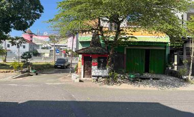 rumah dan usaha area bisnis dekat joglo Kadipiro Banjarsari Solo
