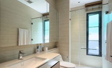 Newly Renovated Modern Style, with Rental Income 210,000 Baht/Month. For Sale: Evergreen Ville Bangna-Trat 56.
