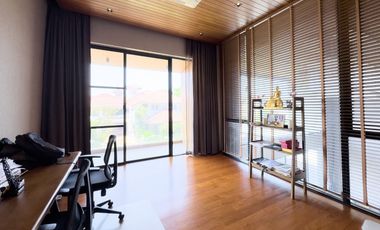 Newly Renovated Modern Style, with Rental Income 210,000 Baht/Month. For Sale: Evergreen Ville Bangna-Trat 56.