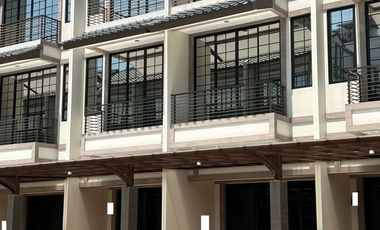 Rj.221- Murah !! Dijual/Disewakan !! Ruko Gandeng Luas 4,5x17 Siap Pakai Cocok untuk Usaha di Sedayu City Gading Soho