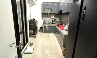 Rumah 2lt type attic 5x15 75m Cluster Mahakam The Signature MTS JGC Jakarta Garden City