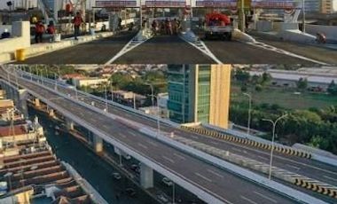 Rumah 2lt type attic 5x15 75m Cluster Mahakam The Signature MTS JGC Jakarta Garden City