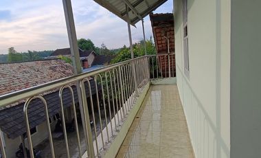 DIJUAL RUMAH SEMI FURNISH AREA MASKAREBET PALEMBANG