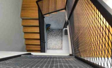 Dijual rumah gaya modern minimalis Margahayu Raya Bandung 
Bangunan baru tahun 2023