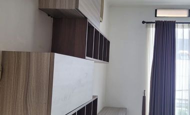 Rumah disewakan di Cilandak