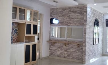 Rumah disewakan di Cilandak