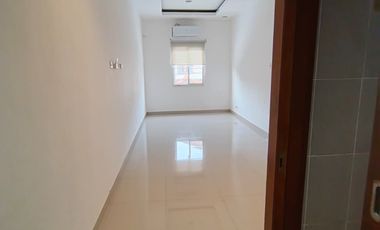 Rumah disewakan di Cipete