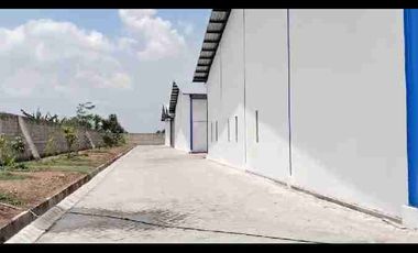 Dijual Kompleks Pergudangan Luas Bangunan Gress
