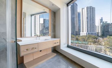 BARE 3BR UNIT WITH PARKING FOR LEASE IN AURELIA RESIDENCES
