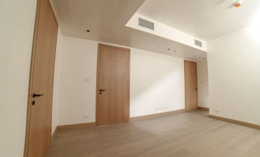 BARE 3BR UNIT WITH PARKING FOR LEASE IN AURELIA RESIDENCES