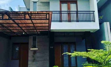 dijual 
Cikutra Indah Residence

Jual/sewa rumah cikutra indah di pemukiman asri, cul-de-sac, aman