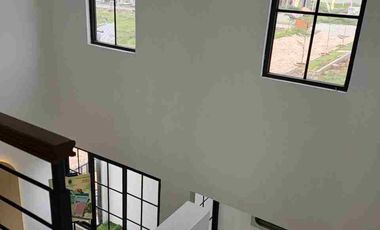 Rumah Cakep 2 Lantai Murah Strategis Dekat Tol Narogong (TMC)