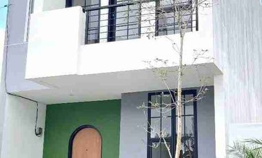 Rumah Cakep 2 Lantai Murah Strategis Dekat Tol Narogong (TMC)