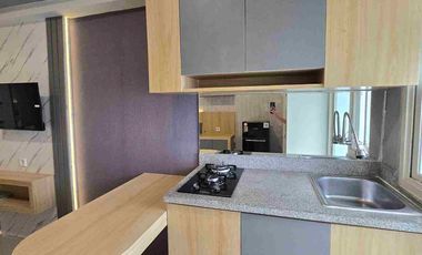 NEW Furnished Stanford Studio