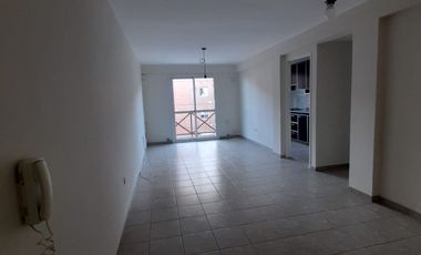 SE VENDE DPTO 2 DORM- EN B° PUEYRREDON CBA