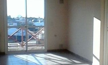 SE VENDE DPTO 2 DORM- EN B° PUEYRREDON CBA