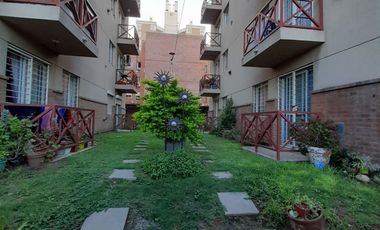 SE VENDE DPTO 2 DORM- EN B° PUEYRREDON CBA