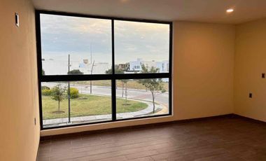 CASA NUEVA EN RESIDENCIAL MAYORAZGO