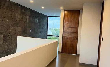 CASA NUEVA EN RESIDENCIAL MAYORAZGO