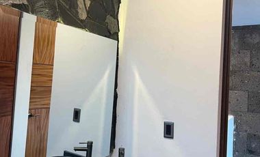 CASA NUEVA EN RESIDENCIAL MAYORAZGO