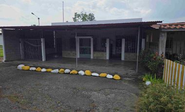 VENTA DE CASA CON TERRENO AMPLIO Y ÁREA COMERCIAL – SAN CARLOS, QUEVEDO