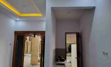 RUMAH CANTIK SISA 4 UNIT DEKAT AKMIL MAGELANG