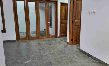 RUMAH CANTIK SISA 4 UNIT DEKAT AKMIL MAGELANG