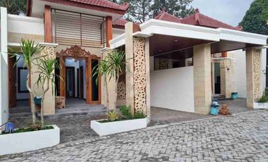 RUMAH CANTIK SISA 4 UNIT DEKAT AKMIL MAGELANG