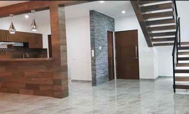 CASA EN VENTA 3 RECÁMARAS RESIDENCIAL ARBOLADA CANCÚN