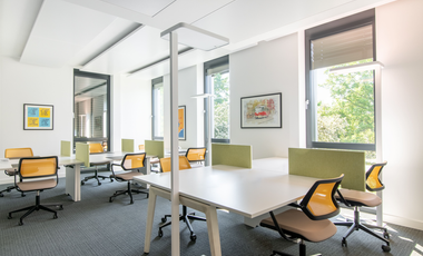 Espacio de coworking en renta en Bogota, La Colmena Digital