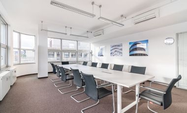 Espacio de oficina en renta para 1 persona en Bogota, La Colmena Digital