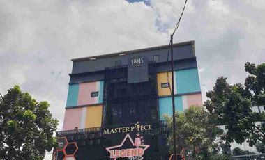 Bangunan Hotel Dan Usaha 5 Lantai  Di Jl Biak Cideng Gambir Jakarta Pusat