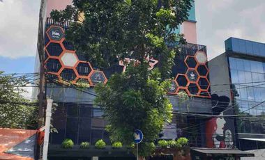 Bangunan Hotel Dan Usaha 5 Lantai  Di Jl Biak Cideng Gambir Jakarta Pusat
