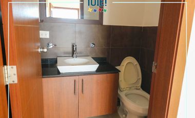 Se vende: Moderna Casa con Piscina Privada en el conjunto Montecristi Golf Resort & Villas