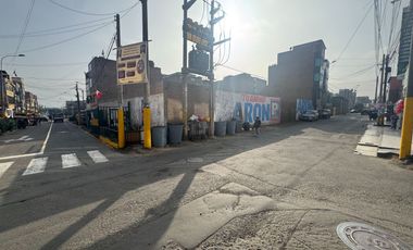 Venta De Terreno En Esquina En Ate De 850M2