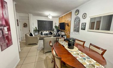 Leon Propiedades vende hermosa casa en condominio, Curacaví centro.