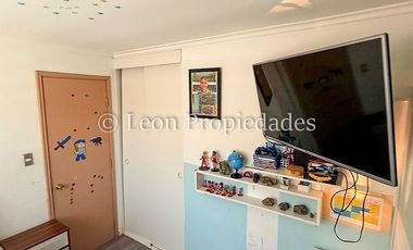 Leon Propiedades vende hermosa casa en condominio, Curacaví centro.