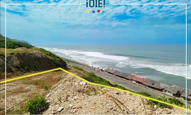 EN VENTA: Gran terreno frente al mar en San Lorenzo, Manta Oportunidad de desarrollo inmobiliario frente al mar