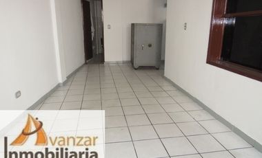 ARRIENDO BODEGA 200 Mtrs Aprox. BUCARAMANGA CHAPINERO
