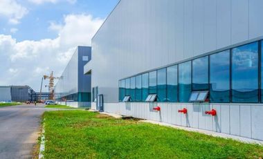 Bodega de Mediano Impacto en Alquiler o Venta - 5,550 m² - Samborondón, Guayas