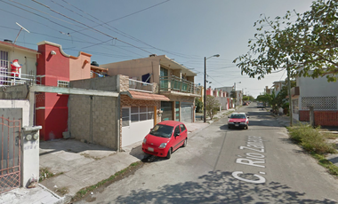 CASA EN VENTA EN LOMAS DE RIO MEDIO III VERACRUZ DE REMATE