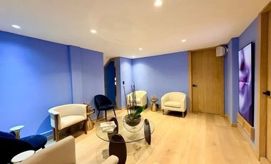 EXCELENTE CONSULTORIO/OFICINA EN ROMA NORTE