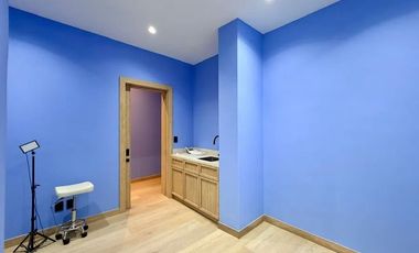 EXCELENTE CONSULTORIO/OFICINA EN ROMA NORTE